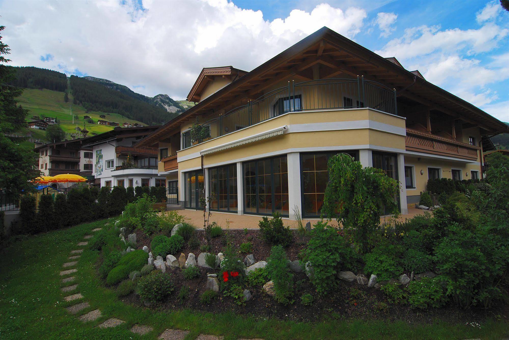Hotel Garni Forelle Tux Extérieur photo