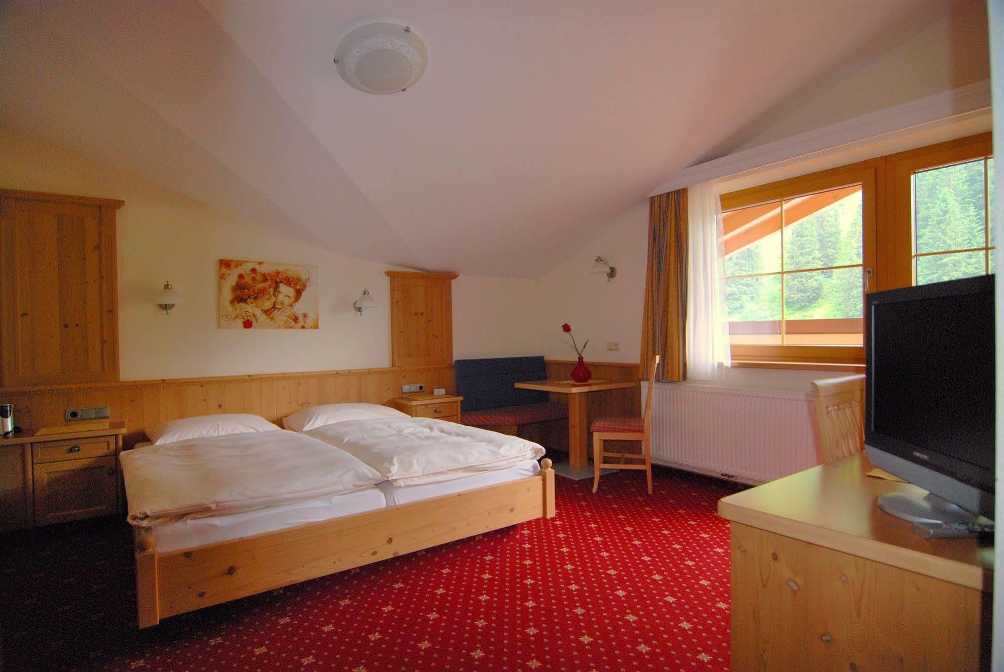 Hotel Garni Forelle Tux Extérieur photo